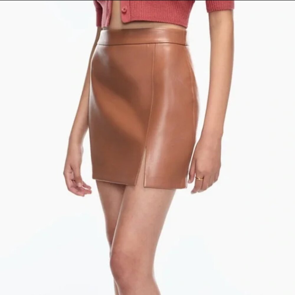 Aritzia Wilfred Tempest Vegan Leather Skirt size 2